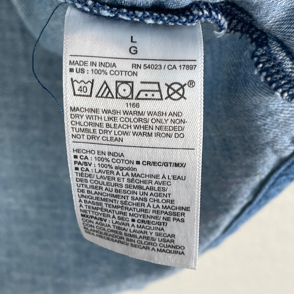 Old Navy Womens Large Classic Shirt Light Wash Denim Button Up Chambray Top - Picture 4 of 8